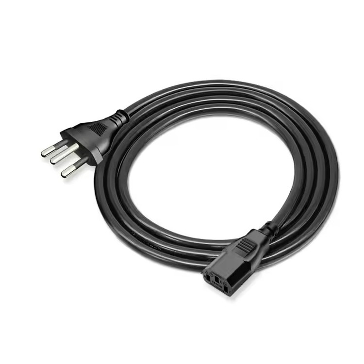 RY IEC Brezilya Güç Kablosu 1-15p 5-15p PVC Malzemesi Özel 1M 1.5M 2M 3M 5M Çıkarılmış Güç hattı kablosu dahil