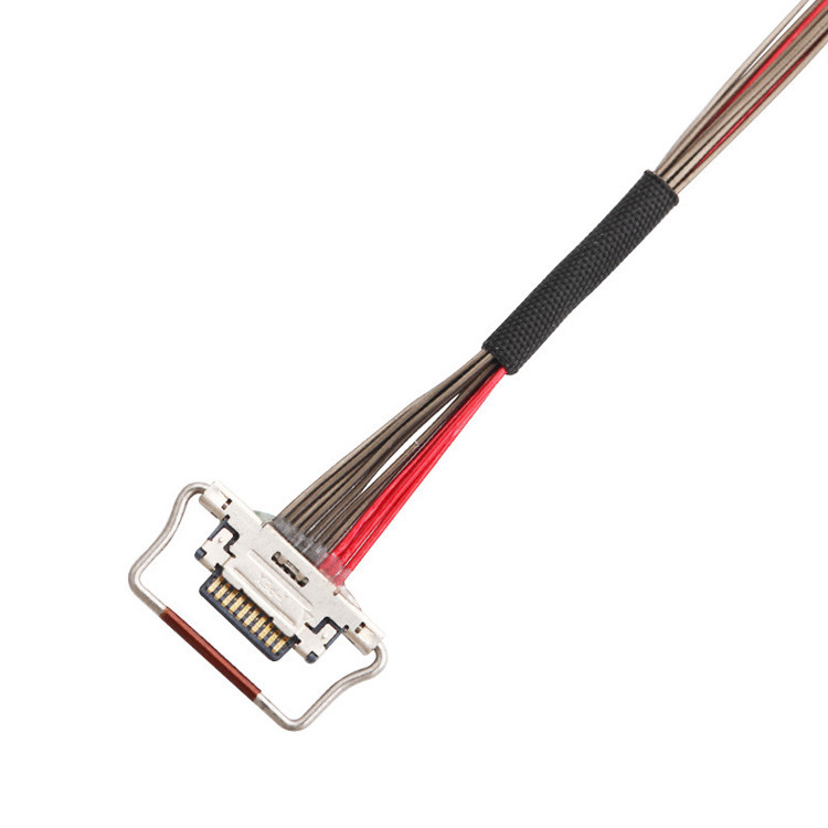 Bir 10 Pin LVDS Mikro Koaksiyel Kablo, Uzunluğu 150mm, I-PEX Bağlantısı 0.4mm Pitch, 20633-310T-01S olarak tanımlanmıştır