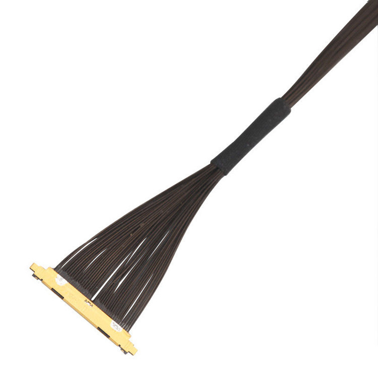 IPEX CABLINE®-UX II 40P UL11130 46AWG Mikro Koaksiyel Kablo Montajı I-PEX 20531-040t-02 IDC Forming OEM/ODM