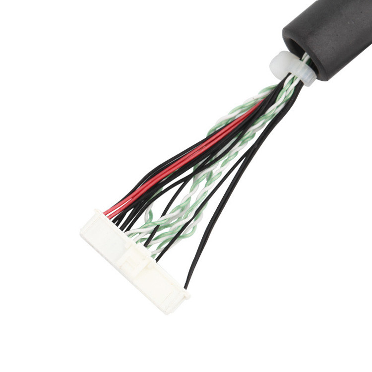 LVDS ipleme montajı JAE FI-X30HL'den Molex 501189-4010-40P'ye uzanıyor